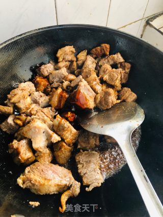 红烧牛肉的做法步骤：4