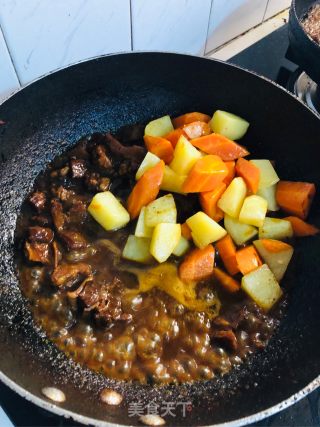 咖喱牛肉饭的做法步骤：7