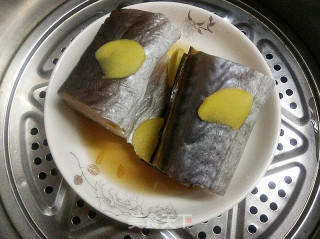 清蒸风鳗的做法步骤：4