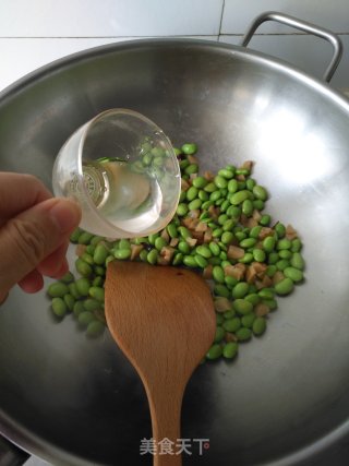 萝卜干炒毛豆的做法步骤：6