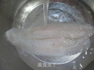 清蒸龙利鱼的做法步骤：2