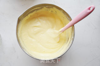 电饭煲版戚风蛋糕的做法步骤：11