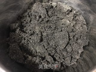 黑芝麻丸的做法步骤：1