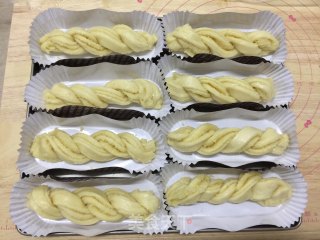 椰蓉麻花辫面包的做法步骤：17