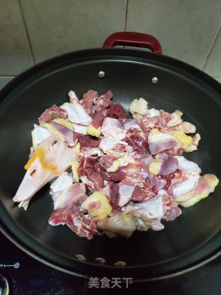 酸梅鸭的做法步骤：2