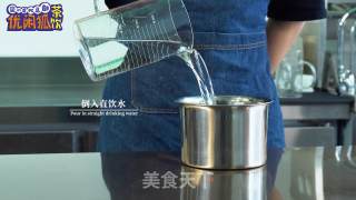 超详细版的椰汁烧仙草做法教程的做法步骤：2