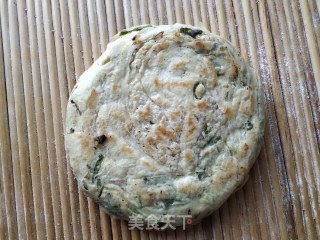 葱花油酥饼的做法步骤：8