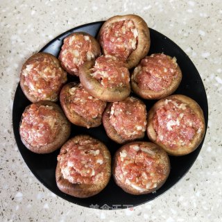 酿香菇粉丝煲的做法步骤：3