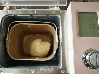蓝莓酥粒面包的做法步骤：2