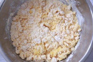 玉米面饼的做法步骤：2