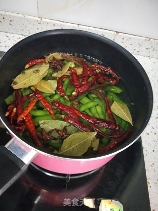 五香毛豆的做法步骤：5