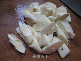 梅豆拌鞭笋的做法步骤：3