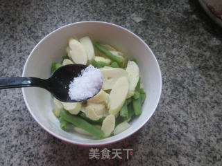 梅豆拌鞭笋的做法步骤：5