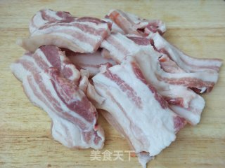 把子肉的做法步骤：2