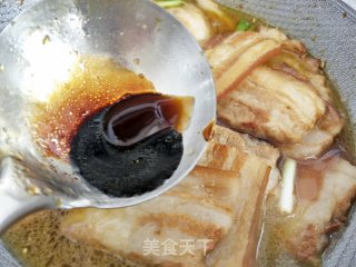 把子肉的做法步骤：10