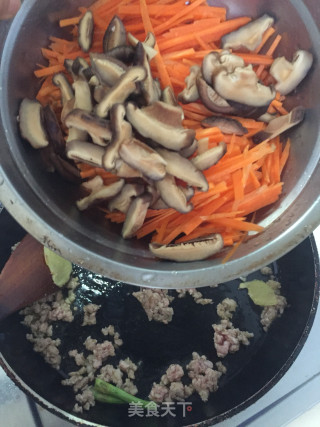 彩色小炒的做法步骤：9