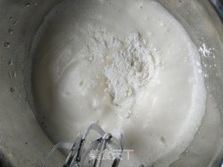 蛋白舒芙蕾的做法步骤：5