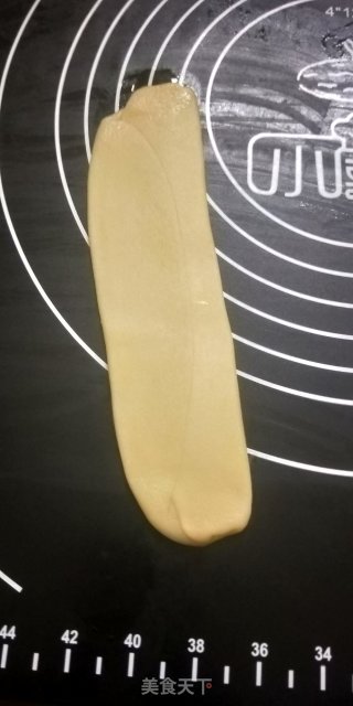 蛋黄酥的做法步骤：4