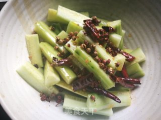 油泼黄瓜条的做法步骤：6