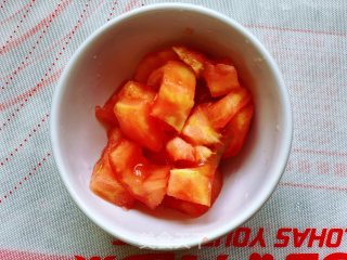 西红柿磨牙棒的做法步骤：1