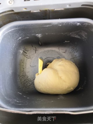 香葱面包的做法步骤：2