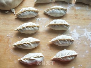韭菜鸡蛋煎饺的做法步骤：21