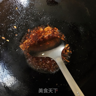 葱爆鱿鱼丝的做法步骤：5