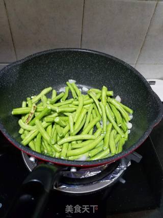 清炒豆角的做法步骤：3