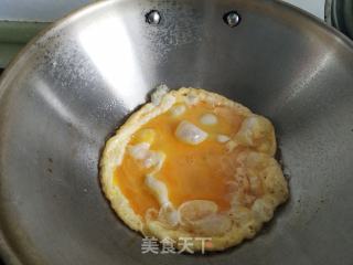 带冰花的油煎包的做法步骤：3