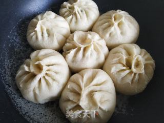 带冰花的油煎包的做法步骤：23