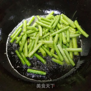 豇豆焖饭的做法步骤：3