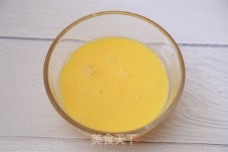 黄瓜炒鸡蛋的做法步骤：2