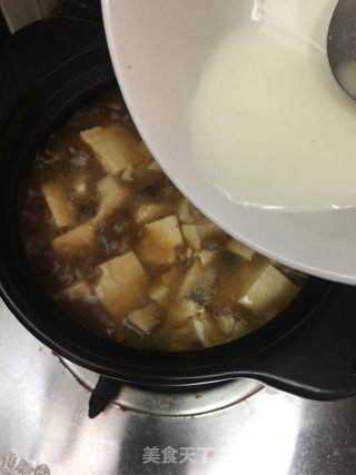 香菇肉酱豆腐羹的做法步骤：7