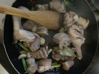 土豆炖鸭的做法步骤：5