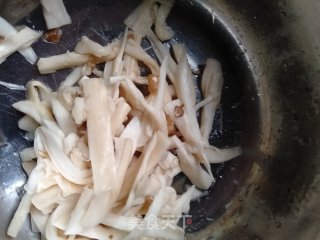 香酥椒盐杏鲍菇的做法步骤：4