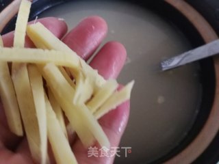 海参小米粥的做法步骤：3