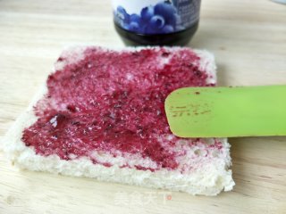 蓝莓西多士的做法步骤：6