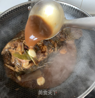 炖罗非鱼的做法步骤：9