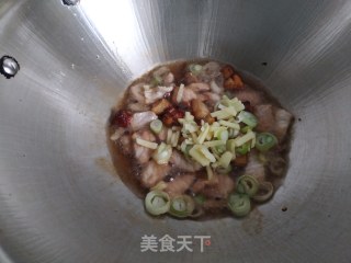 土猪肉炒豆角的做法步骤：12