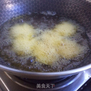 炸油糕的做法步骤：12