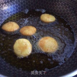 炸油糕的做法步骤：13
