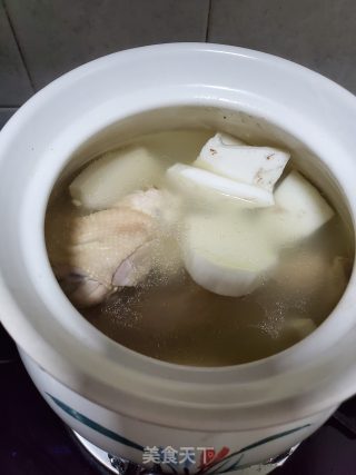 椰子煲清远鸡的做法步骤：7