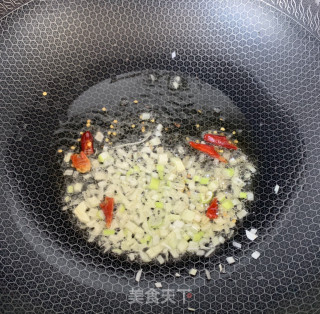 土豆丝的做法步骤：2