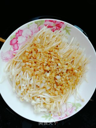 蒜蓉金针菇的做法步骤：3