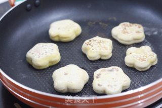 山药小饼的做法步骤：7