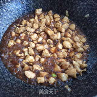 糖醋鸡丁的做法步骤：7