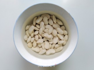 话梅白芸豆的做法步骤：2
