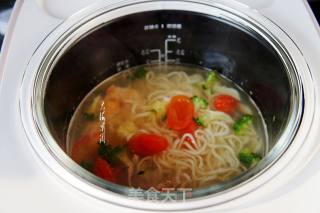蔬菜玉米波纹面的做法步骤：7