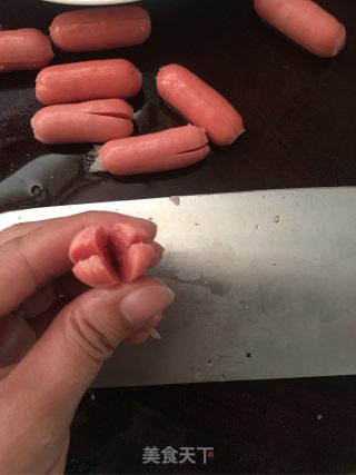 开花肠仔的做法步骤：1