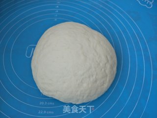 烫面小笼包的做法步骤：3